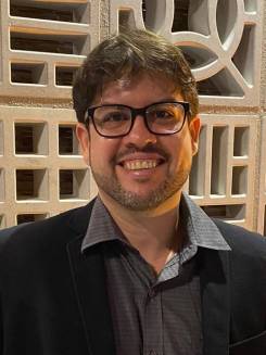 Josué Carinhanha C. Santos 